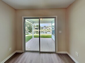 11869 Hayden Lakes Cir in Jacksonville, FL - Foto de edificio - Building Photo