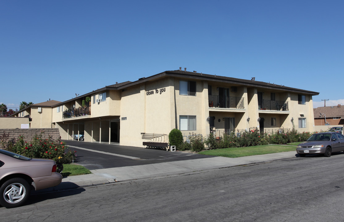 Close to You Apartments in Los Angeles, CA - Building Photo