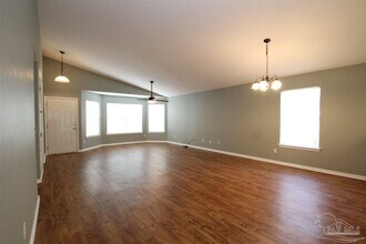 386 Mizzen Ln in Pensacola, FL - Building Photo - Building Photo