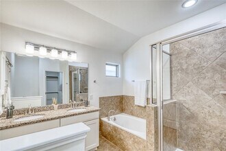 5817 Loblolly Ln in Austin, TX - Building Photo - Building Photo