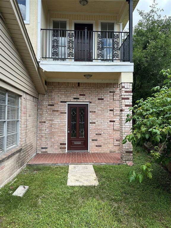 property at 9619 Camrose Ct