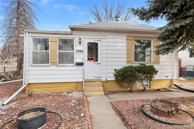 1994 Macon St in Aurora, CO - Building Photo - Building Photo