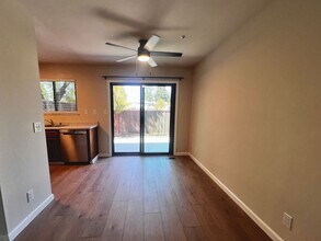 8302 Lasalle Ave in Cotati, CA - Building Photo - Building Photo