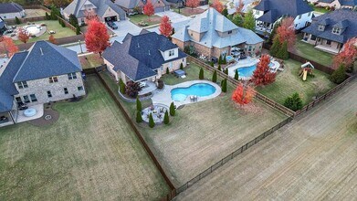 504 NE Green Creek Rd in Bentonville, AR - Building Photo - Building Photo