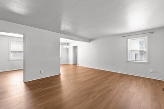 1216 Olive Rd in Virginia Beach, VA - Building Photo - Building Photo