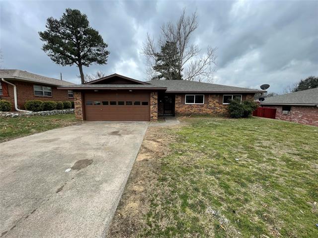 2508 Easy St in Denison, TX - Building Photo