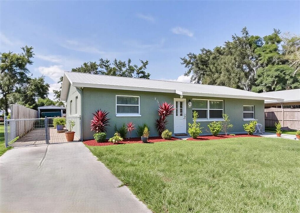 4331 56th Ave Terrace E in Bradenton, FL - Building Photo