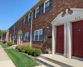 Olde Towne in Gahanna, OH - Building Photo - Building Photo