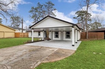 1210 Burning Tree Rd in Humble, TX - Building Photo - Building Photo