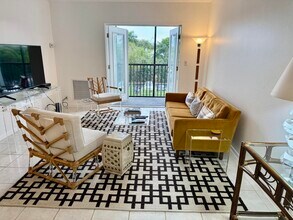 1601 S Flagler Dr in West Palm Beach, FL - Building Photo - Building Photo