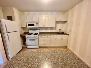 205 Independence Ave in Quincy, MA - Building Photo - Building Photo
