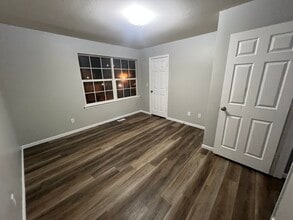 716 Woodside Creek Dr in Festus, MO - Building Photo - Building Photo