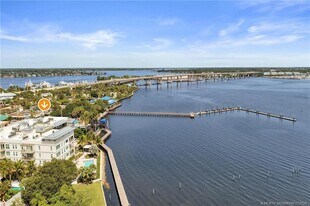 41 SW Seminole St in Stuart, FL - Building Photo