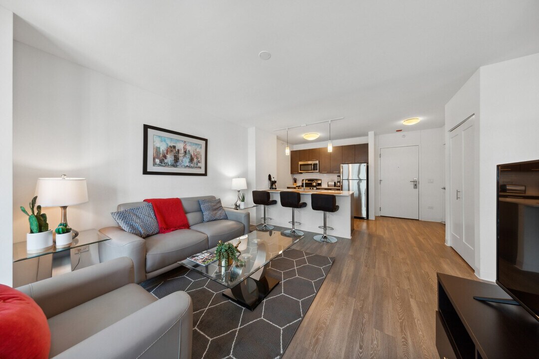 637 N Wells St, Unit SI ID1047174P in Chicago, IL - Foto de edificio