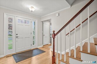 23 Garden City Rd in Darien, CT - Building Photo - Building Photo