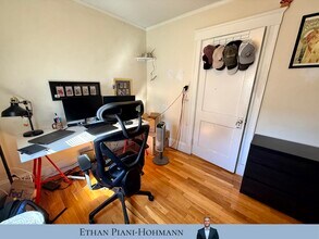 16 Birch Rd, Unit 1 in Watertown, MA - Building Photo - Building Photo