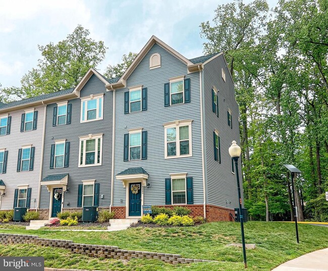 property at 4480 Commons Dr