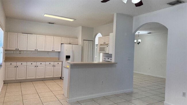 8841 SW 212th Terrace in Cutler Bay, FL - Building Photo - Building Photo