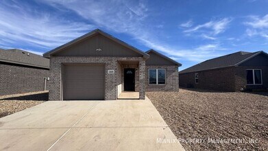 2610 N Avenue P, Unit 8841 Avril Ct N #8830B in Lubbock, TX - Building Photo - Building Photo