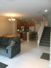 10316 Fallsgrove St in Orlando, FL - Foto de edificio - Building Photo