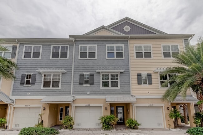 6008 Anchorage Way S in St. Petersburg, FL - Building Photo - Building Photo