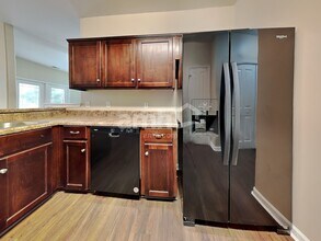 60 Summer Hill Way in Richmond Hill, GA - Foto de edificio - Building Photo