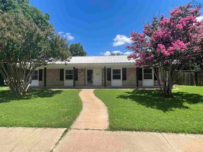 property at 2801 McNiel Ave