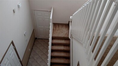 30105 Mossbank Dr in Wesley Chapel, FL - Building Photo - Building Photo