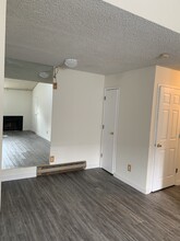 2375 Tripp Dr, Unit 12 in Reno, NV - Foto de edificio - Building Photo