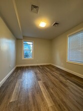 214 Silver Spring St in Providence, RI - Foto de edificio - Building Photo
