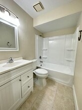 739 NE 7th Pl in Cape Coral, FL - Building Photo - Building Photo
