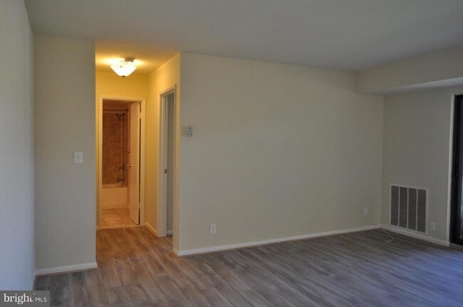 6091 Majors Ln, Unit 6 in Columbia, MD - Building Photo - Building Photo