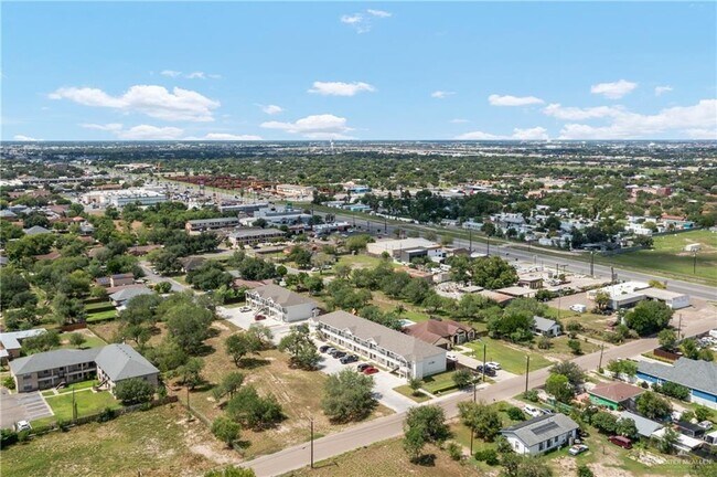 524 King Rd-Unit -10 in San Juan, TX - Foto de edificio - Building Photo