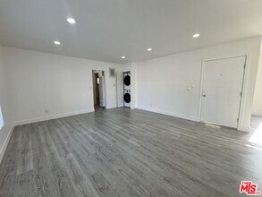 1279 N Harper Ave in West Hollywood, CA - Building Photo - Building Photo