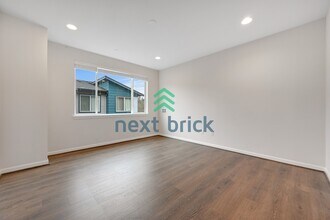 13143 83rd Ln S in Seattle, WA - Building Photo - Building Photo