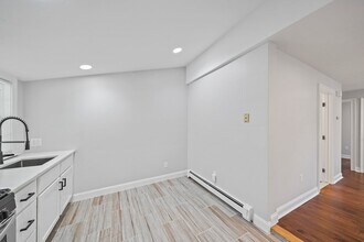 238 Neponset St in Canton, MA - Building Photo - Building Photo