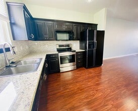 12337 S Tallgrass Dr in Olathe, KS - Building Photo - Building Photo