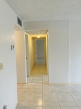 14250 SW 62nd St, Unit 316 in Miami, FL - Foto de edificio - Building Photo