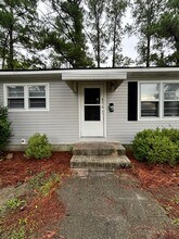 42 Sophia Dr in Jacksonville, NC - Building Photo - Building Photo