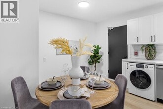 428 Prospect Ave in Kitchener, ON - Building Photo - Building Photo