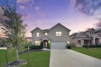 196 Chestnut Meadow Dr in Shenandoah, TX - Foto de edificio - Building Photo