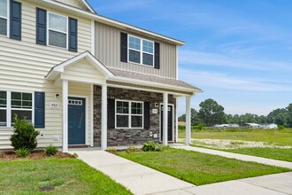 400 Justice Farm Dr in Sneads Ferry, NC - Building Photo - Building Photo