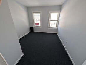 10648 Ruscoe St, Unit #2 in Jamaica, NY - Building Photo - Building Photo
