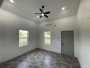 8 Miller Ave in Mission, TX - Building Photo - Building Photo