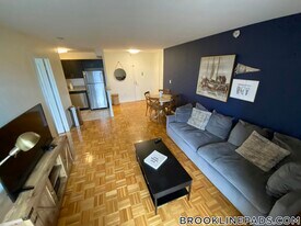 185 Freeman St, Unit 738 in Brookline, MA - Building Photo