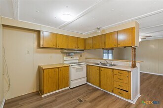 1506 Honeysuckle Ln in New Braunfels, TX - Building Photo - Building Photo