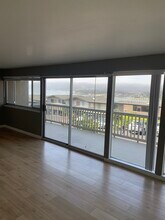 9 Janet Way, Unit 9 Janet way #12 in Tiburon, CA - Building Photo - Building Photo
