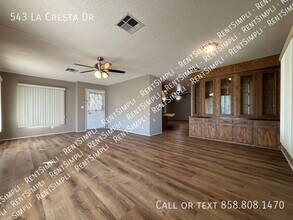 543 La Cresta Dr in Hemet, CA - Building Photo - Building Photo