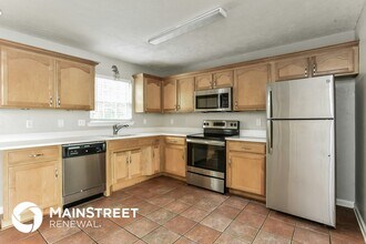 206 Wildwood Dr in Smyrna, TN - Foto de edificio - Building Photo