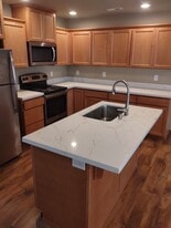 176 N Township St in Sedro Woolley, WA - Building Photo